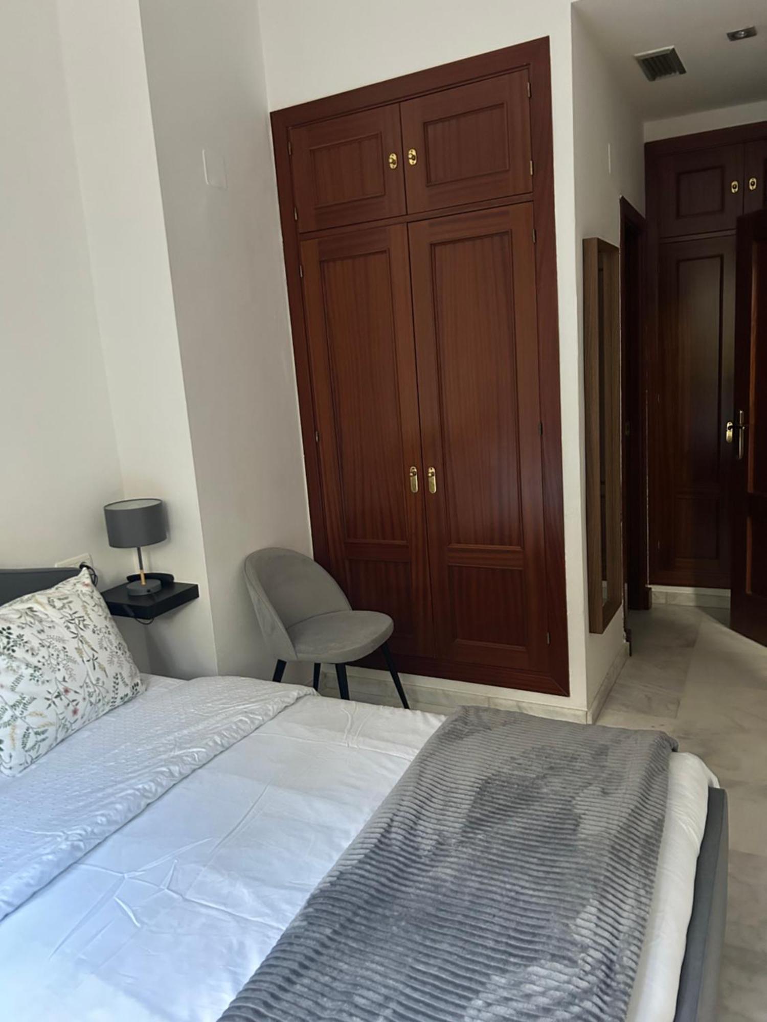 סביליה Apartamento Proximo Al Centro De 2 Dormitorios Con Piscina. מראה חיצוני תמונה